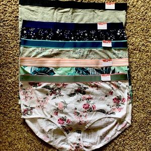 Cacique Cotton Full Brief Lot of 5. NWT